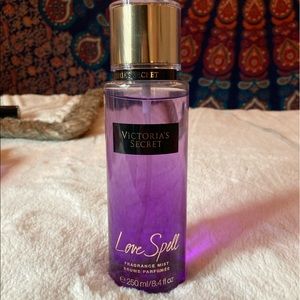 Victoria Secret single love spell